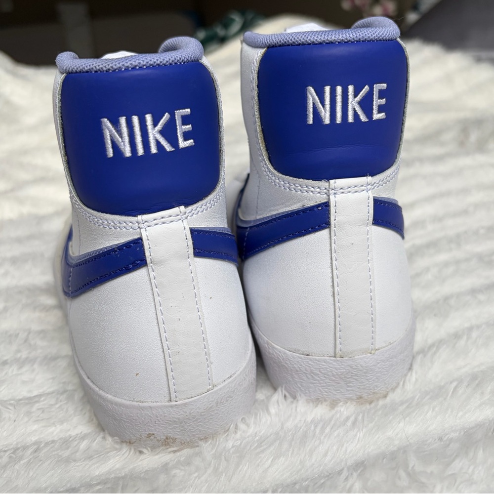Nike Blazer Mid ‘77 SE GS ‘Double Swoosh - Purple’ - Picture 2 of 5